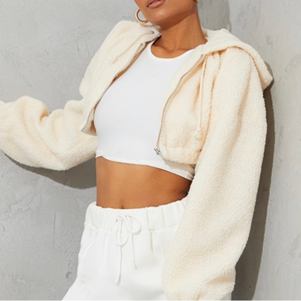 NWOT PrettyLittleThing cropped zip jacket 4